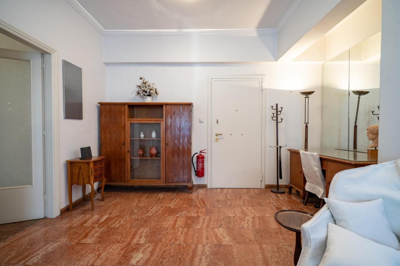 Larissa Station Metro St. 2 Bedrooms 3 Pers. Flat Atena Exterior foto