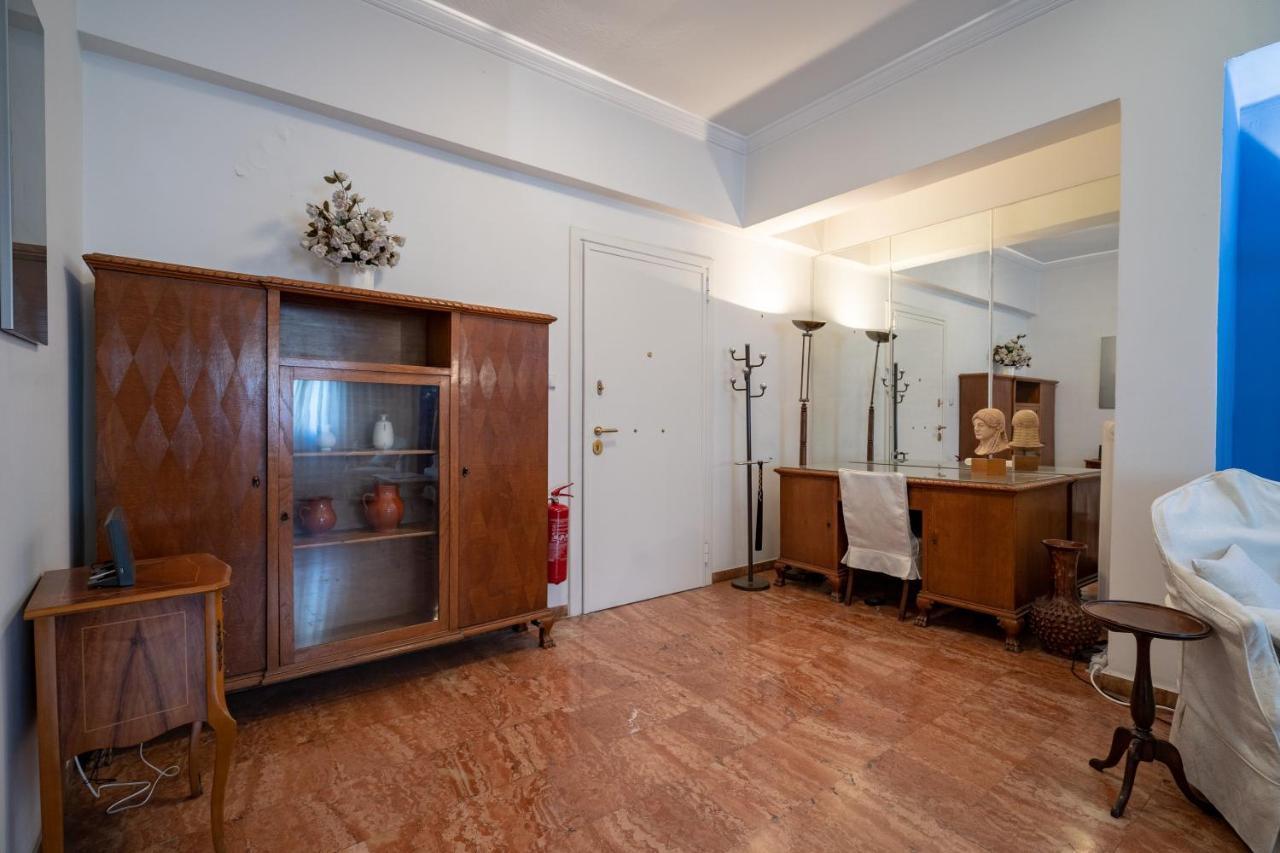 Larissa Station Metro St. 2 Bedrooms 3 Pers. Flat Atena Exterior foto