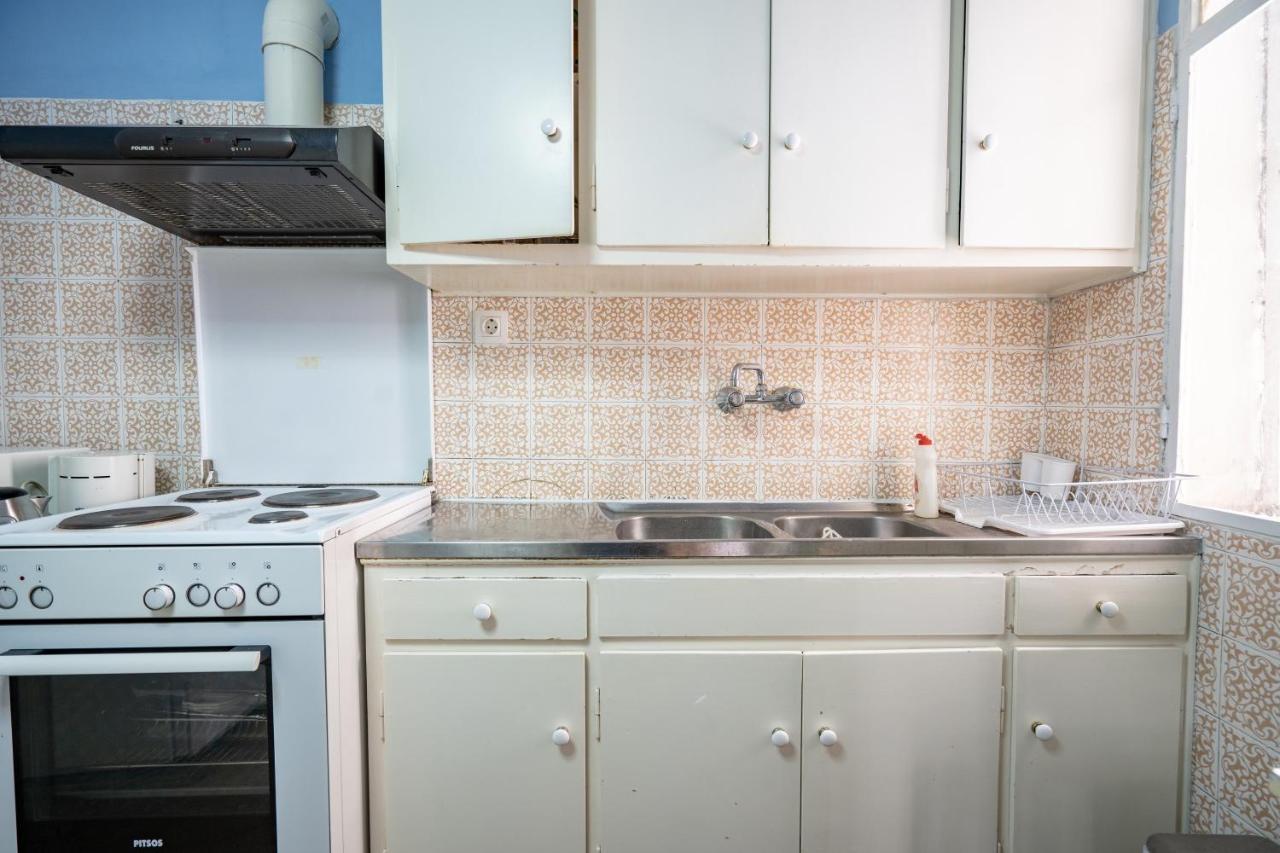 Larissa Station Metro St. 2 Bedrooms 3 Pers. Flat Atena Exterior foto