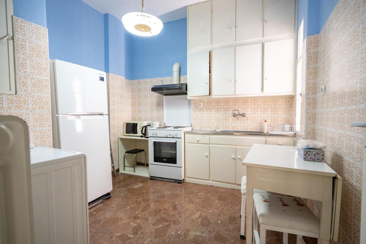Larissa Station Metro St. 2 Bedrooms 3 Pers. Flat Atena Exterior foto