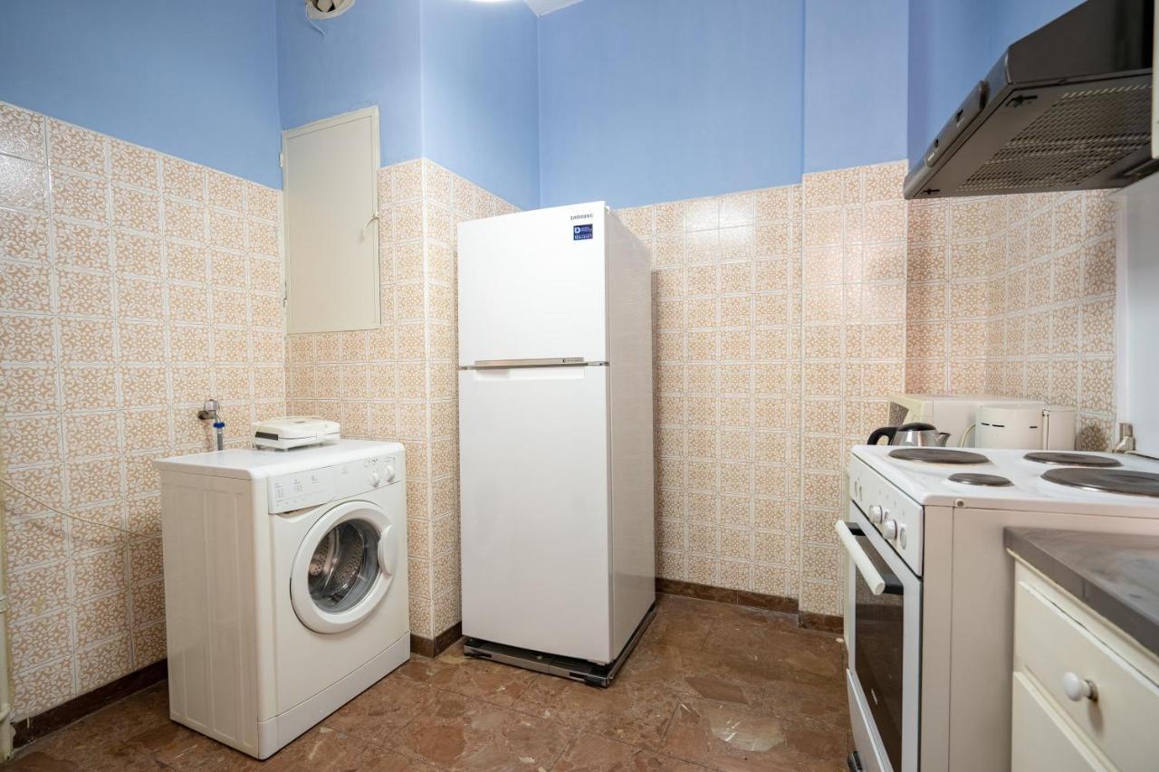 Larissa Station Metro St. 2 Bedrooms 3 Pers. Flat Atena Exterior foto